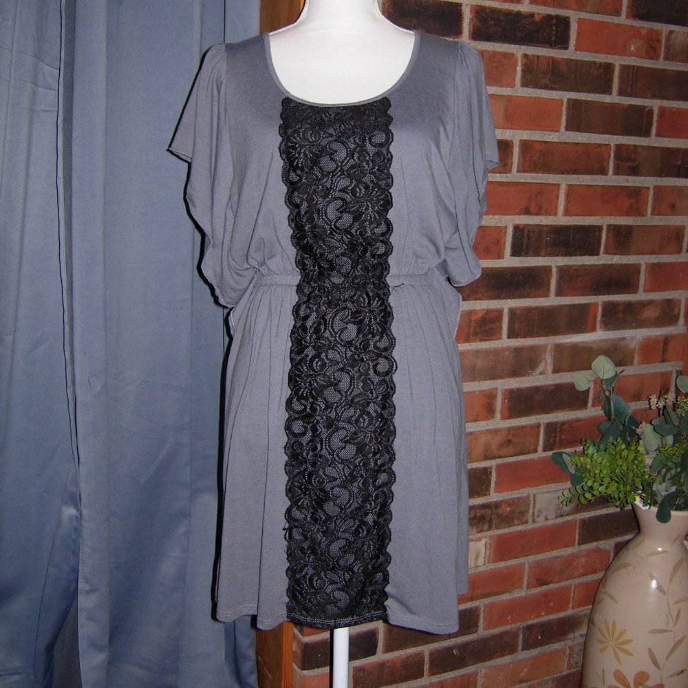 6 Degrees Gray Black Lace Mini Dress L